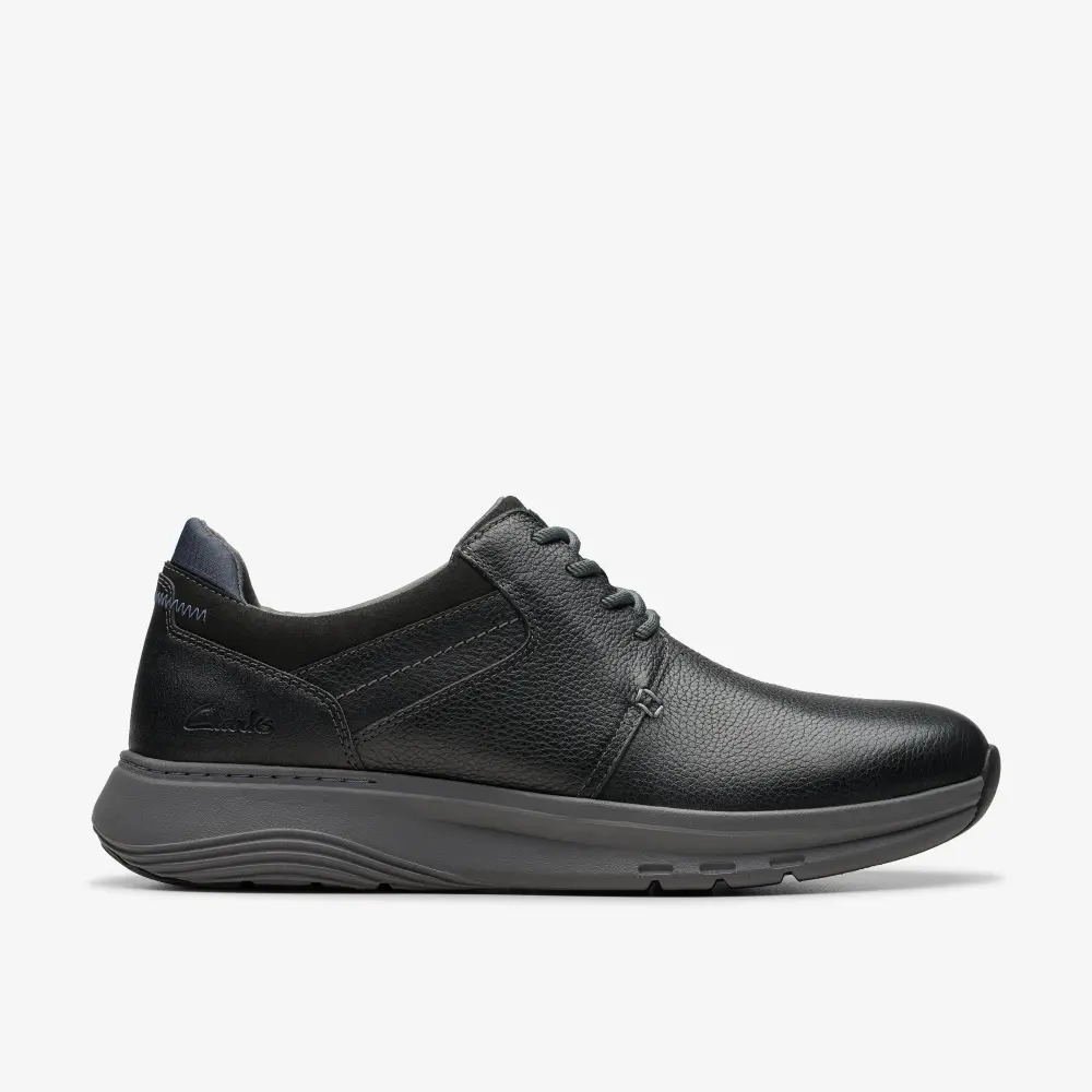 Men’s Motion Trek PT Black Leather Sneaker online